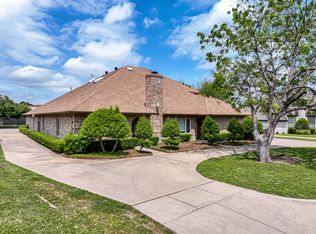 5606 Ridgerock Rd, Fort Worth, TX 76132