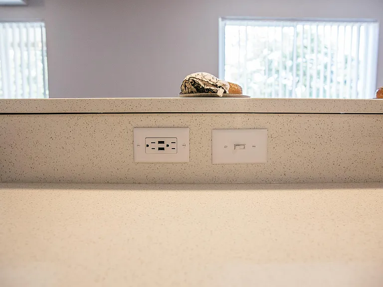 USB Outlets