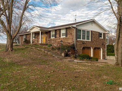 306 Saint Marys Dr, Harrisburg, IL, 62946