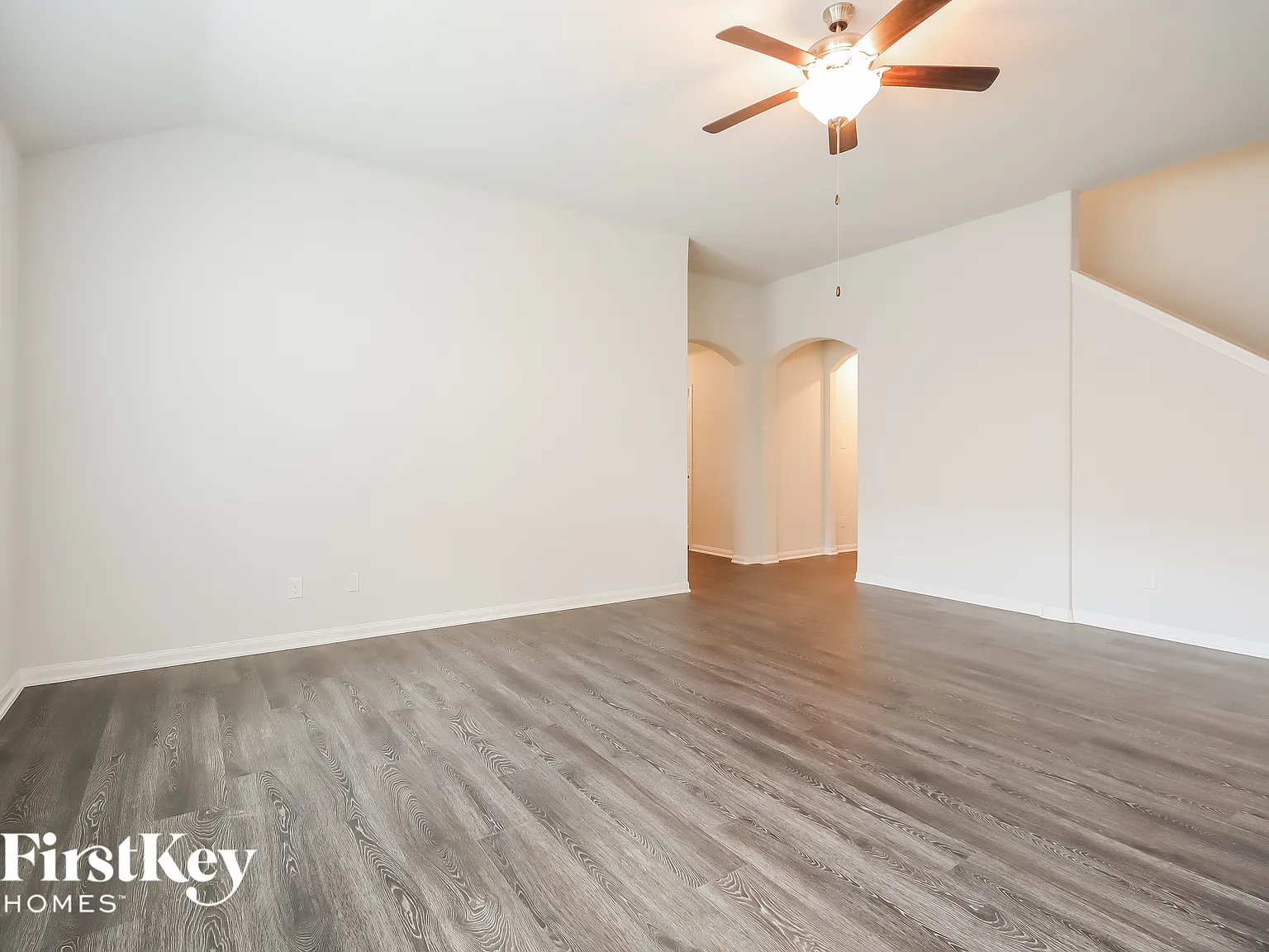 3 bed, 2.0 bath, 2007 sqft, $2,255 — Photo 3