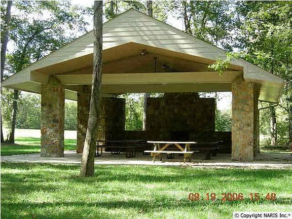 5th image of 173 Edenshire Dr