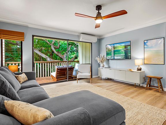 5th image of 2721 Poipu Rd APT 423