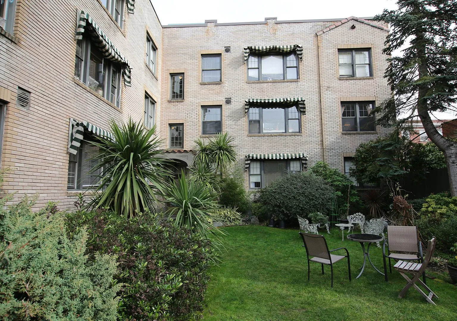 Glen Arms — Photo 3