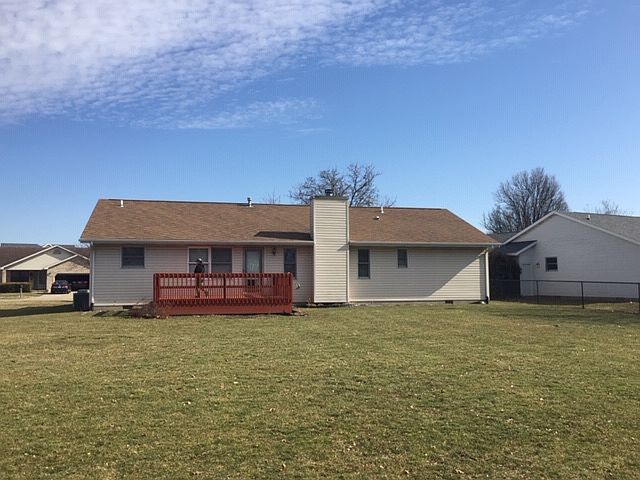 2nd image of 4205 Russell Dr