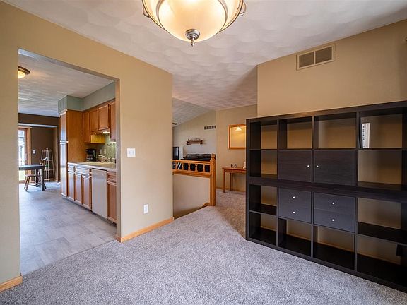 2nd image of 4817 Chandan Woods Dr