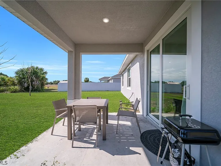 6007 Kumquat Cir — Photo 23