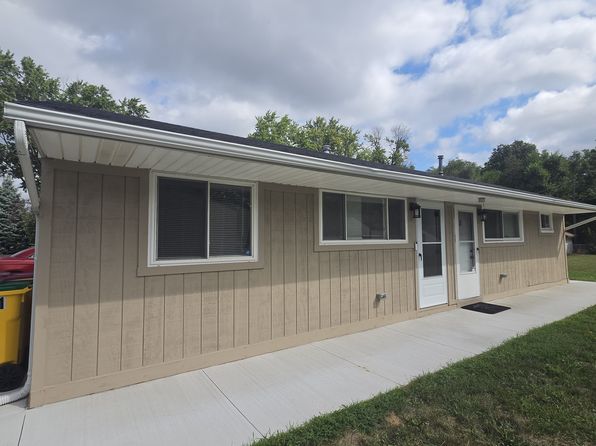 44036 Utica Rd Unit 2