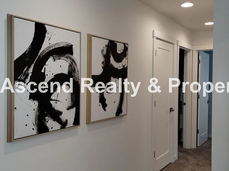 958 SW Adrian Ter — Photo 18