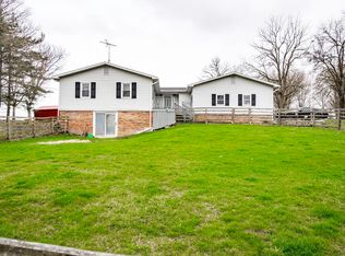445 W Waits Rd, Kendallville, IN 46755