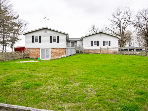 445 W Waits Rd, Kendallville, IN 46755