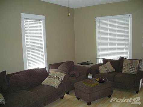 1703 North State 003