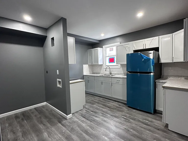 153 Vine St #A — Photo 3
