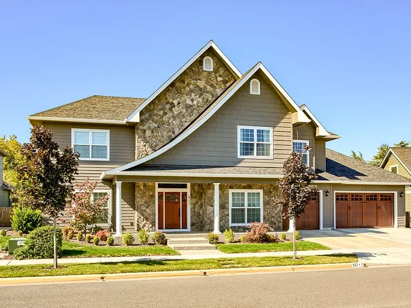 927 Buck Point St, Central Pt, OR 97502