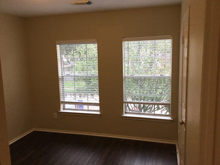 2218 Laurel Oaks Dr — Photo 16