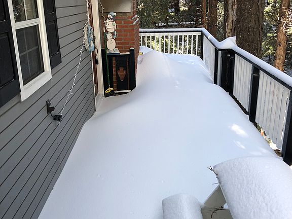 5th image of 475 Clubhouse Dr