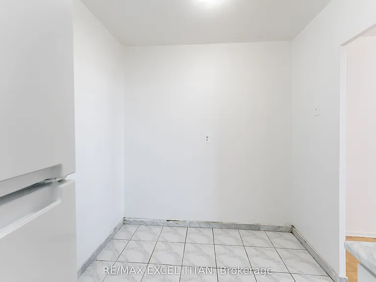 1385 Midland Ave #611 — Photo 15