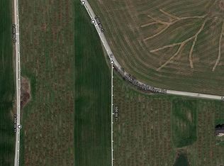 84A Rr 1, Golden Eagle, IL 62036