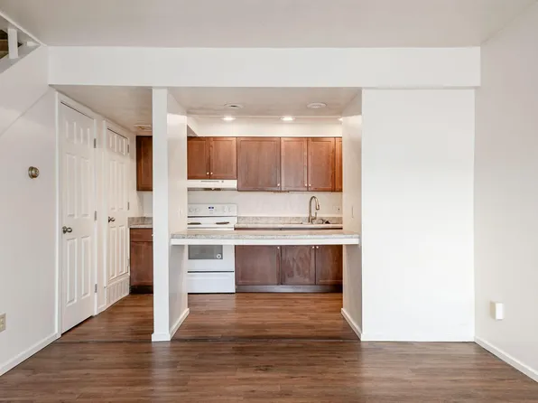 105 E Ticonderoga Dr #16-A, Westerville, OH 43081