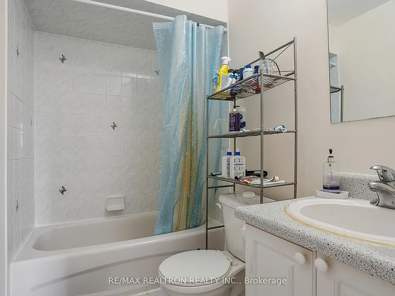 2 Eli Shackleton Ct — Photo 16