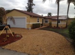 3830 Davis Rd, Palm Springs, FL 33461