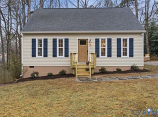 11101 Dumaine Dr, Midlothian, VA 23112