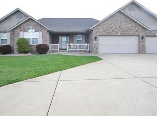 416 Marty Graten Ct, Hamel, IL 62046