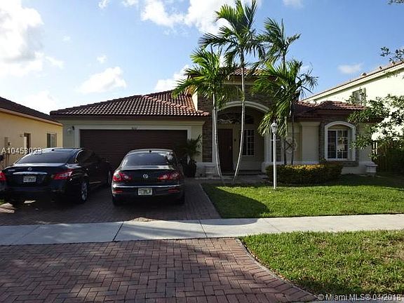 2nd image of 3551 NE 11th Dr