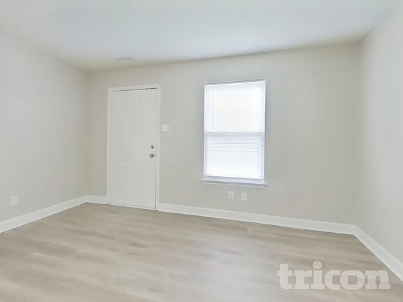 2nd image of 2832 Redland Ln