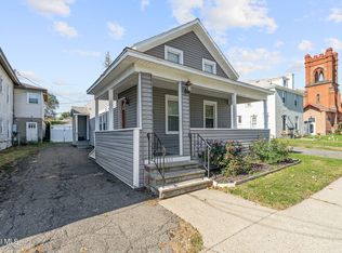 511 5th Avenue, Watervliet, NY 12189