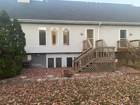 114 Vail St #5, Midland, MI 48642