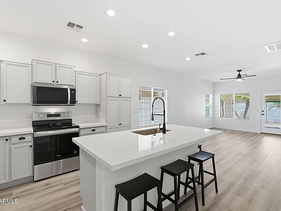 2nd image of 1850 E DEL RIO Street