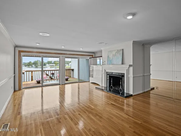 24 Batts Hill Road, New Bern, NC 28562