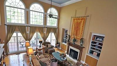 4th image of 107 Hidden Springs Ln