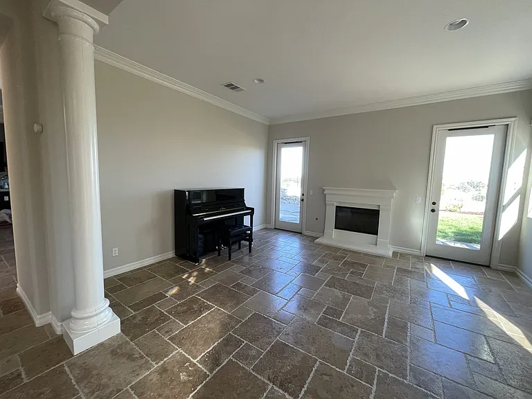 10749 Cherry Hill Dr — Photo 10