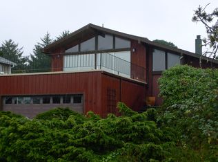 894 Underwood Dr, Trinidad, CA 95570
