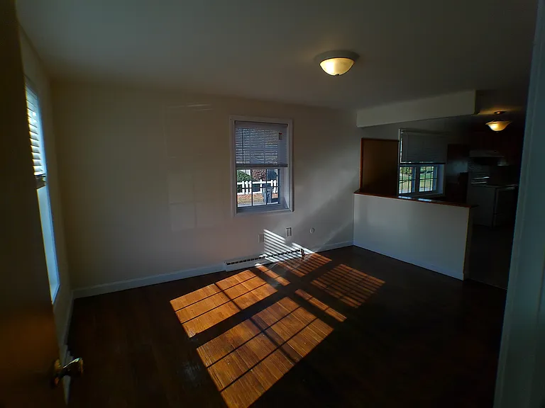 17 Hazelton St #1 — Photo 2