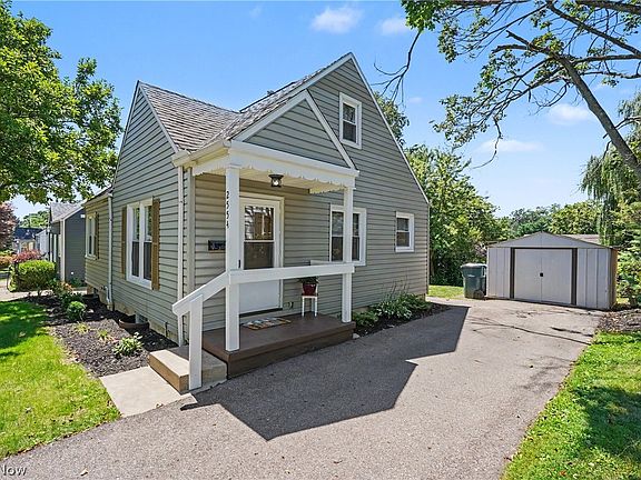 3rd image of 2554 23rd St