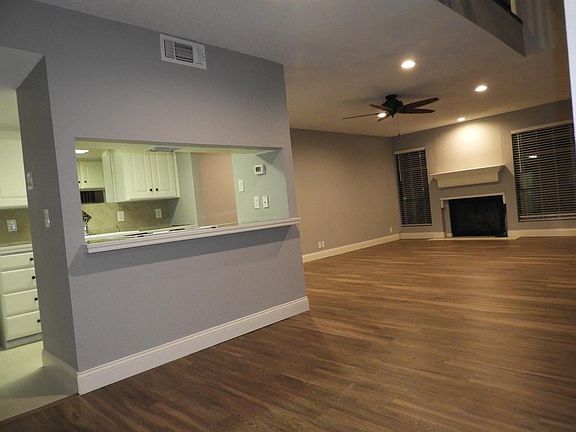 3rd image of 4612 55th Dr APT B
