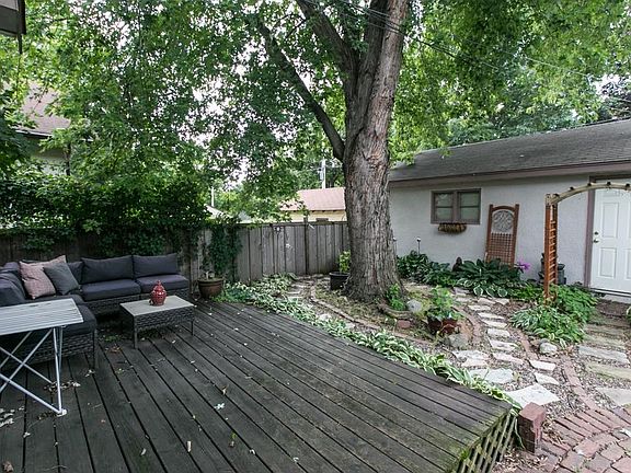 Private back deck