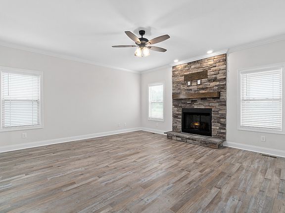 4th image of 18 Locust Run Lot 18