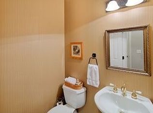 260 Spalding Gates Dr, Sandy Springs, GA 30328