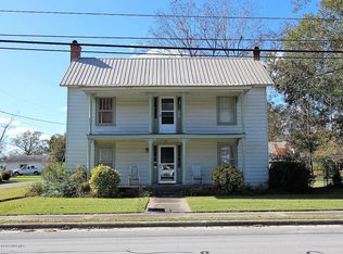201 N Main St, Cove City, NC 28523