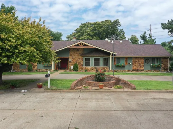 1109 N Terrace Dr, Weatherford, OK 73096