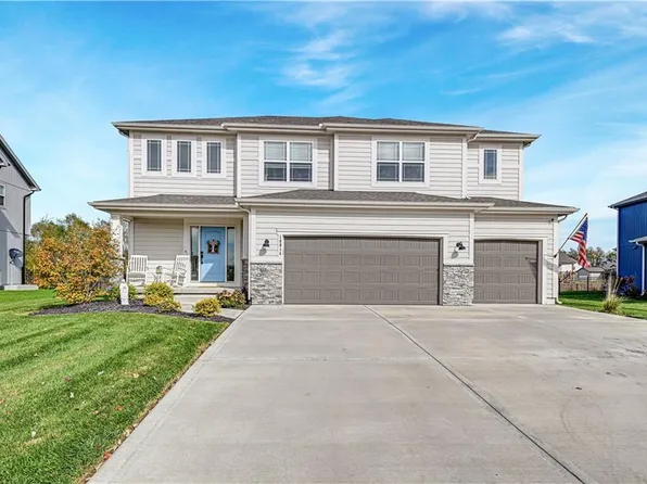 18914 189th St, Spring Hill, KS 66083