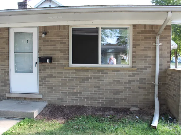 4077 Columbus St APT 3, Wayne, MI 48184