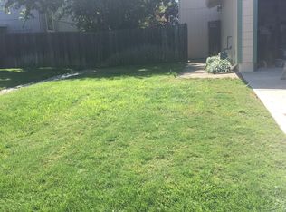 5985 Woodside Dr, Rocklin, CA 95677