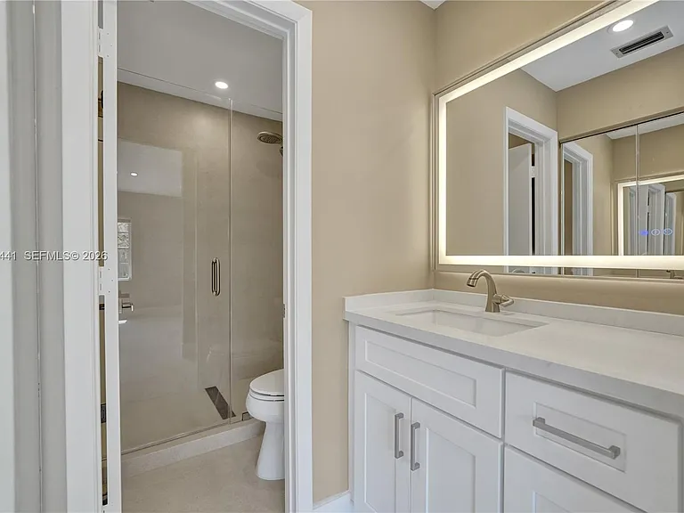 1361 Springside Dr #3 — Photo 23