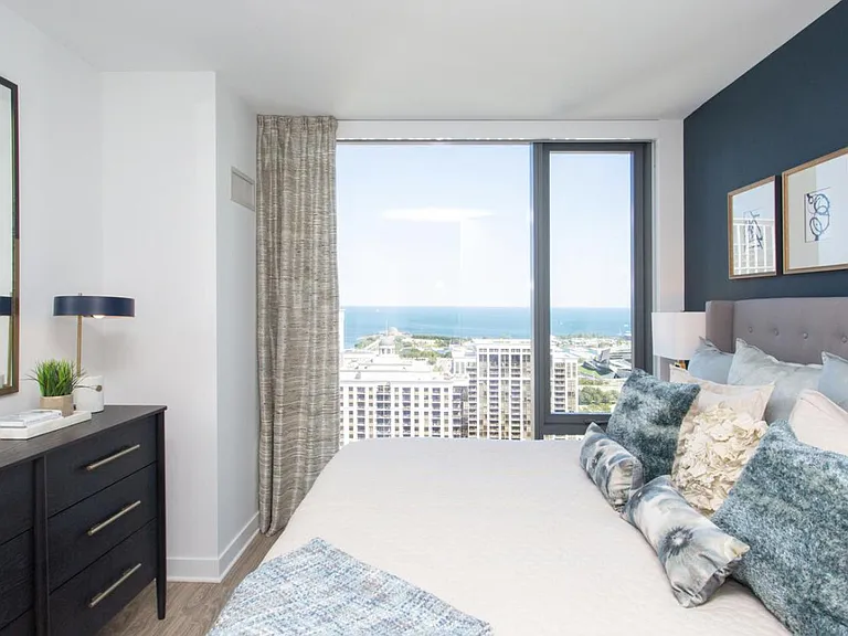 1347 S Michigan Ave #1301 — Photo 2