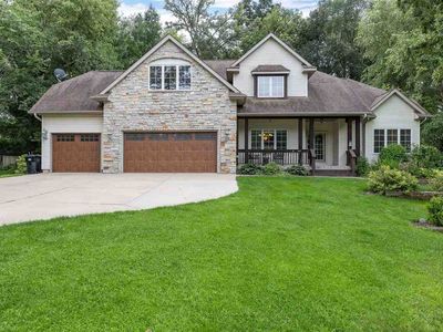 960 Mesquite Dr, Coralville, IA, 52241