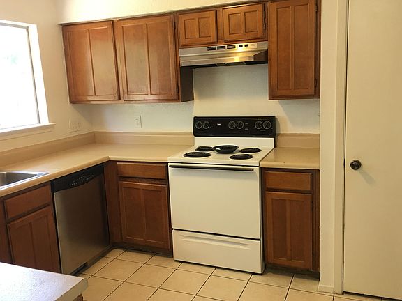 2nd image of 6835 Kearney Dr